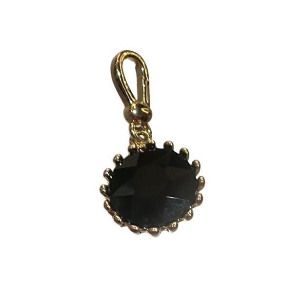 Feed Me Gems Clasp Pendant Charms - Picture 2 of 2